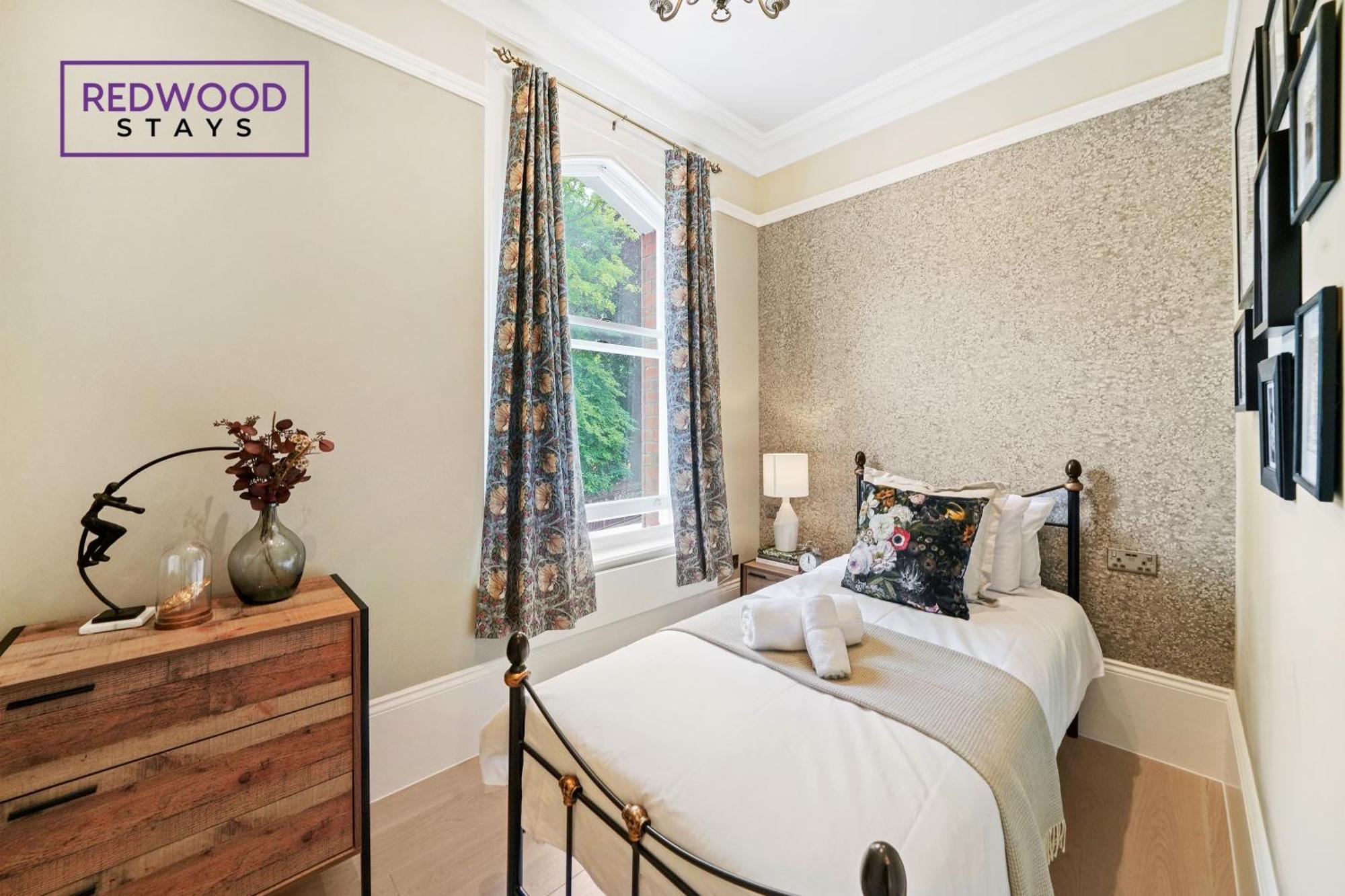 Top Quality 2 Bed 1 Bath Apartments For Contractors By Redwood Stays Reading Buitenkant foto