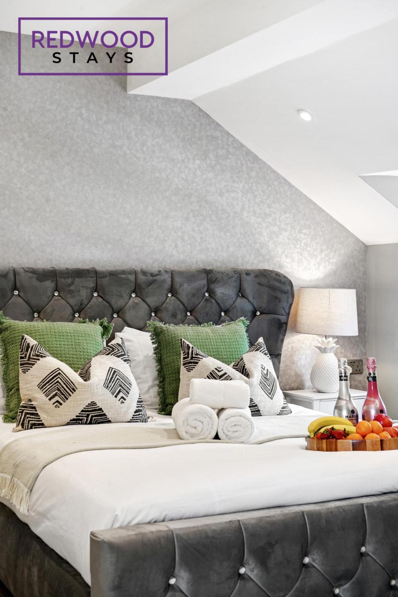 Top Quality 2 Bed 1 Bath Apartments For Contractors By Redwood Stays Reading Buitenkant foto