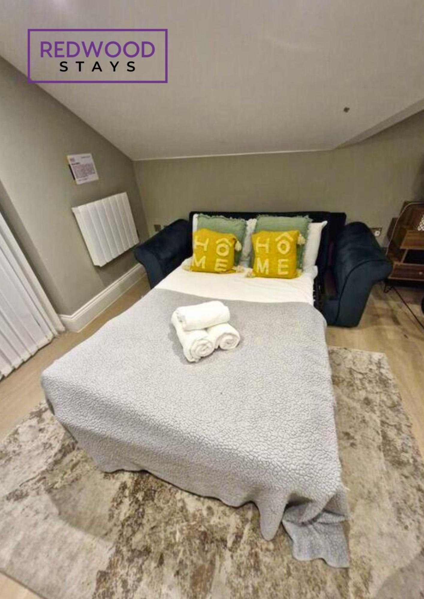 Top Quality 2 Bed 1 Bath Apartments For Contractors By Redwood Stays Reading Buitenkant foto
